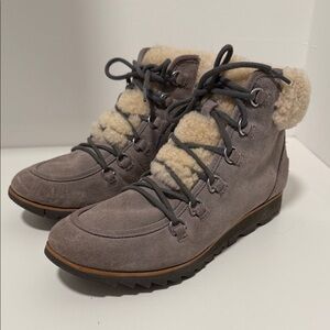Sorel Harlow Cozy boots